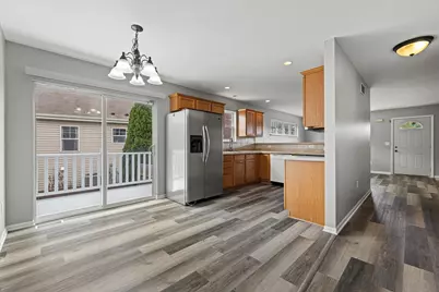 1246  Lombardi Way, Waukesha, WI 53186 - Photo 5