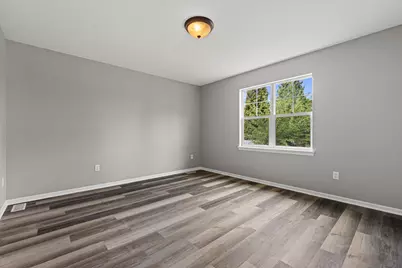 1246  Lombardi Way, Waukesha, WI 53186 - Photo 15