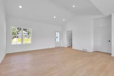 2615 N 7th St, Sheboygan, WI 53083 - Photo 13