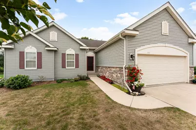 755  Meadowview Ln, Johnson Creek, WI 53038 - Photo 1