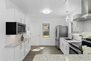 3958 S 3rd St, Milwaukee, WI 53207 - Photo 11