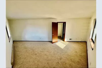 6120 W Port Ave, Milwaukee, WI 53223 - Photo 33