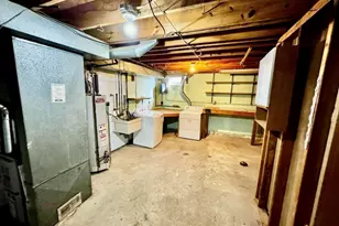 6120 W Port Ave, Milwaukee, WI 53223 - Photo 37