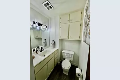 6120 W Port Ave, Milwaukee, WI 53223 - Photo 19