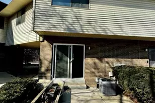 6120 W Port Ave, Milwaukee, WI 53223 - Photo 17