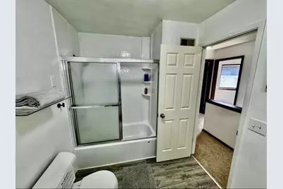 6120 W Port Ave, Milwaukee, WI 53223 - Photo 23