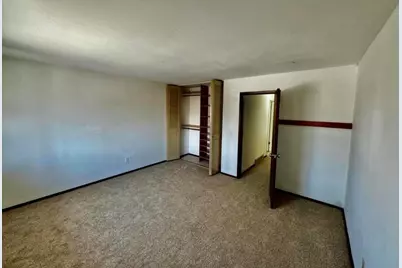 6120 W Port Ave, Milwaukee, WI 53223 - Photo 27