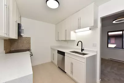 7001 N Green Bay Ave #C, Glendale, WI 53209 - Photo 9