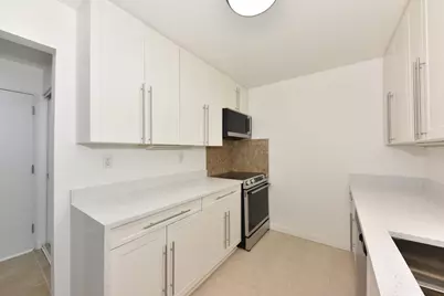 7001 N Green Bay Ave #C, Glendale, WI 53209 - Photo 13