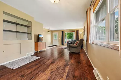 146  Harrison Ave, Waukesha, WI 53186 - Photo 9