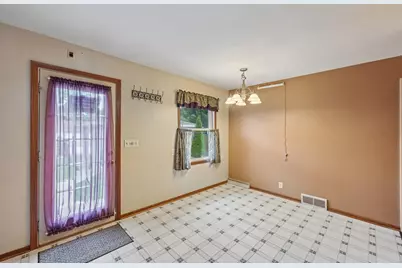 146  Harrison Ave, Waukesha, WI 53186 - Photo 19