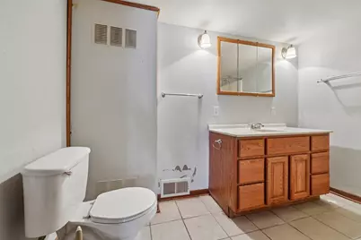 146  Harrison Ave, Waukesha, WI 53186 - Photo 35