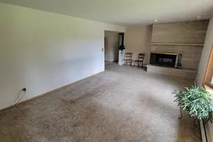 N7928 Green Tree Ln, Ixonia, WI 53066 - Photo 3