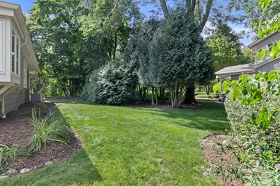12655 N River Forest Cir, Mequon, WI 53092 - Photo 39