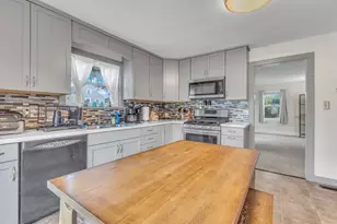 1161 N 8th Ave, West Bend, WI 53090 - Photo 5