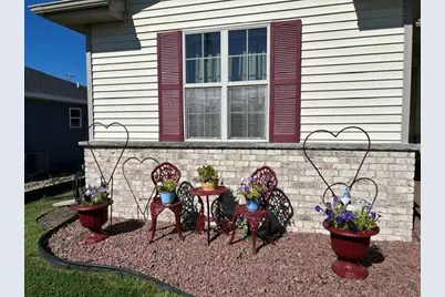 250  Kuehl Dr #B, Iron Ridge, WI 53035 - Photo 5
