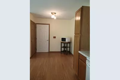7123  Fieldview Dr #2, Racine, WI 53406 - Photo 9