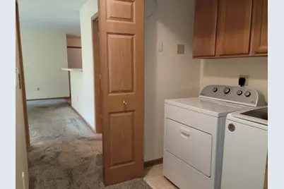 7123  Fieldview Dr #2, Racine, WI 53406 - Photo 13