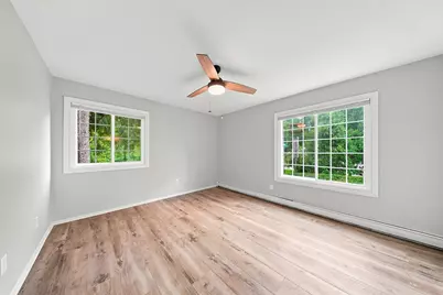 502  Laurel Lake Rd #2, Thiensville, WI 53092 - Photo 13