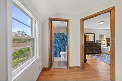 5700 N Sidney Pl, Glendale, WI 53209 - Photo 11