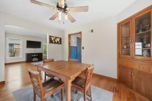 5700 N Sidney Pl, Glendale, WI 53209 - Photo 5