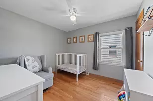 5700 N Sidney Pl, Glendale, WI 53209 - Photo 13