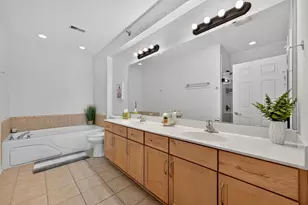 1220 E Locust St, Milwaukee, WI 53212 - Photo 17