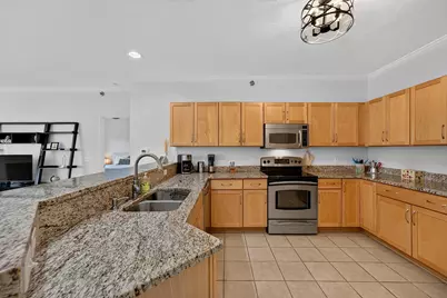 1220 E Locust St #410, Milwaukee, WI 53212 - Photo 9