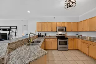 1220 E Locust St, Milwaukee, WI 53212 - Photo 9