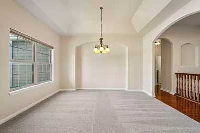 N66W23663  Hillview Dr, Sussex, WI 53089 - Photo 9