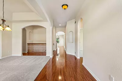 N66W23663  Hillview Dr, Sussex, WI 53089 - Photo 5