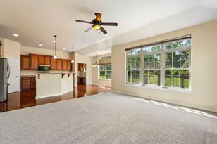 N66W23663 Hillview Dr, Sussex, WI 53089 - Photo 13