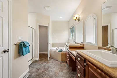 N66W23663  Hillview Dr, Sussex, WI 53089 - Photo 27