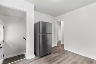 5238 N 53rd St, Milwaukee, WI 53218 - Photo 9