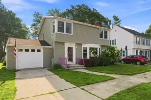 2815 School St, Two Rivers, WI 54241 - Photo 1