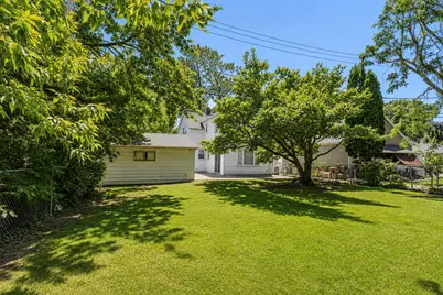 242 E Gauer Cir, Milwaukee, WI 53207 - Photo 3