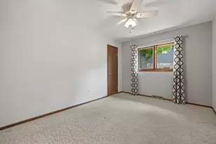 8640 111th Ave, Pleasant Prairie, WI 53158 - Photo 21