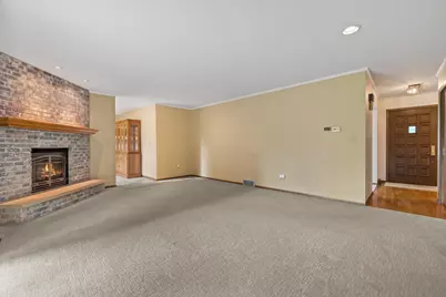 8640  111th Ave, Pleasant Prairie, WI 53158 - Photo 5
