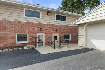 2652 N 124th St #2654, Wauwatosa, WI 53226 - Photo 35