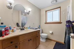 2652 N 124th St, Wauwatosa, WI 53226 - Photo 31