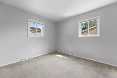 2652 N 124th St #2654, Wauwatosa, WI 53226 - Photo 15