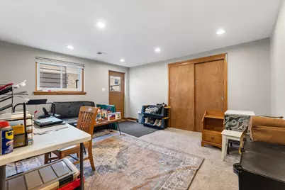 2652 N 124th St #2654, Wauwatosa, WI 53226 - Photo 33