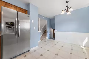 2652 N 124th St, Wauwatosa, WI 53226 - Photo 11