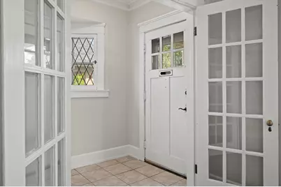 1814 E Kenwood Blvd, Milwaukee, WI 53211 - Photo 5