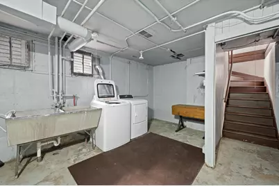 1814 E Kenwood Blvd, Milwaukee, WI 53211 - Photo 33