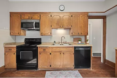 1814 E Kenwood Blvd, Milwaukee, WI 53211 - Photo 13