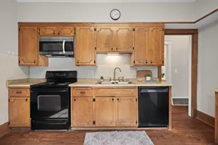 1814 E Kenwood Blvd, Milwaukee, WI 53211 - Photo 13