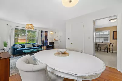 8811 W Hawthorne Ave #8813, Wauwatosa, WI 53226 - Photo 7