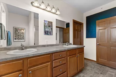 230  Hilldale Dr #1311, Hartford, WI 53027 - Photo 21