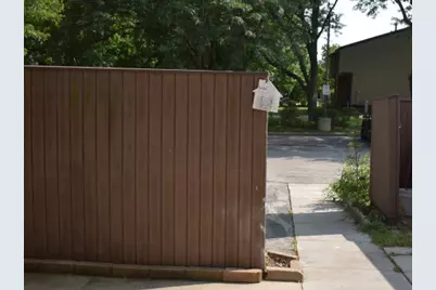 1651 W Edgerton Ave #B, Milwaukee, WI 53221 - Photo 23